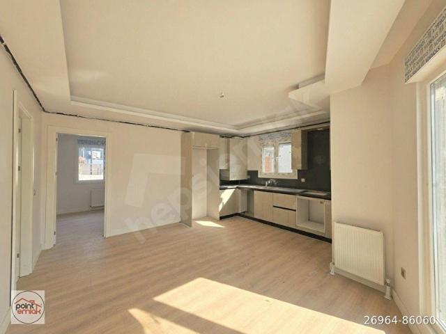 CADDEBOSTAN Point'den SAHİLDE SIFIR BİNADA 1+1 SATILIK DAİRE