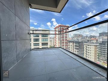 CADDEBOSTAN SAHİLDE VARONDAN SIFIR 155M2 BALKONLU İSKANLI LÜX