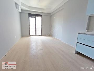 Caddebostanda Bağdat Caddesine Yakın Yeni Binada 1+1 Daire EMLAK MASASI