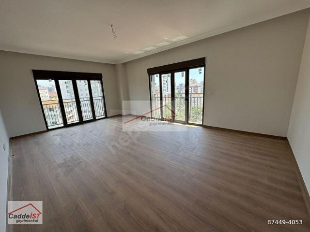 CaddeİST ERENKÖY CADDEYE YÜRÜME MESAFESİNDE 90m NET SIFIR
