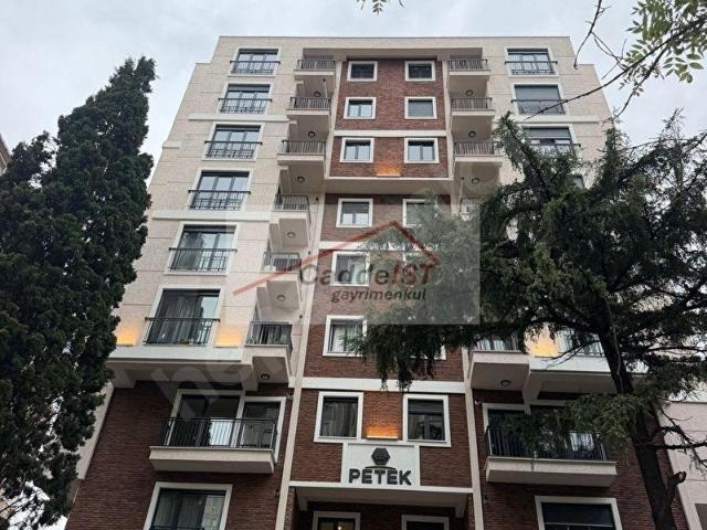 CaddeİST Erenköyde Marmaraya Yakın Sıfır Binada 2+1 Balkonlu