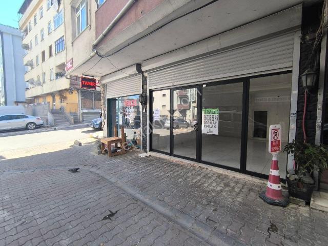 Caddeye Yakın Konumda Düz Giriş Dükkan