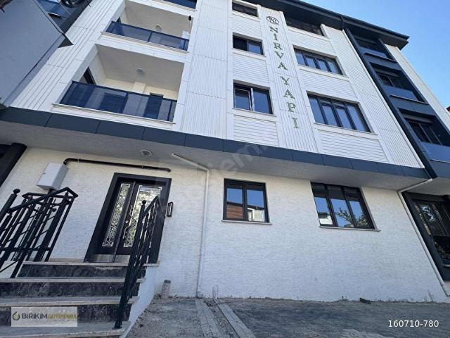 CADDE'YE YAKIN KONUMDA 3+1 ASANSÖRLÜ YERDEN ISITMALI LUX ARAKAT