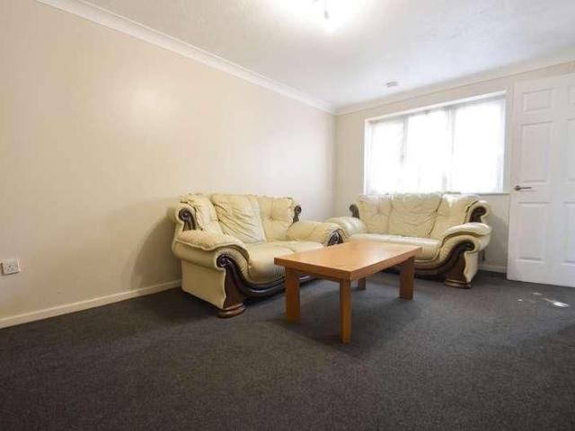 Caddy Close, Egham, TW20