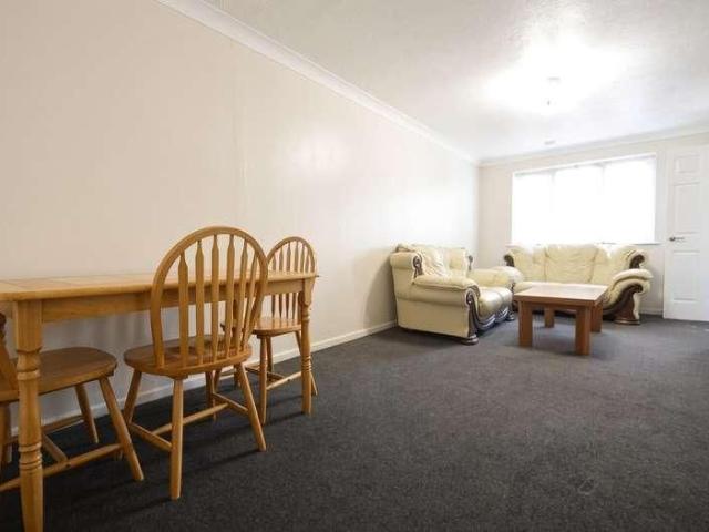 Caddy Close, Egham, TW20