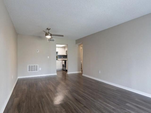 Cadence Crossing 1 Bedroom Apartment for Rent at 6203 Curry Ford Rd, Orlando, FL 32822 Engelwood Park