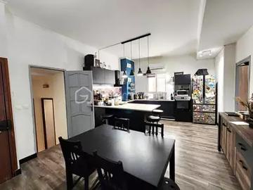 Cadenet 84160 Achat / Vente appartement 2 pièces t2