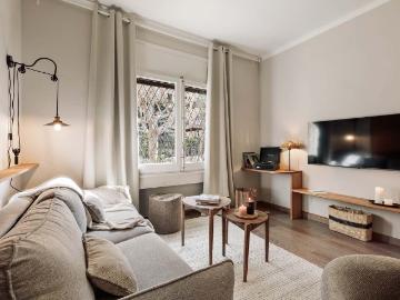 Cadi 1 bedroom apartment in Sant Gervasi