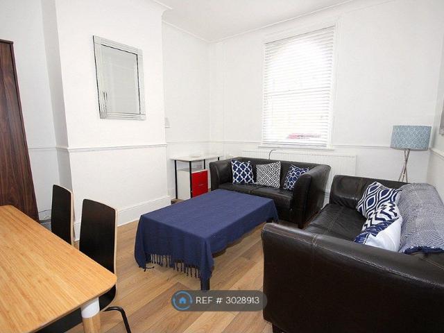 Cadiz Street, Elephant And Castle SE17, 5 bed terraced house to rent, £4,500 pcm | PrimeLocation