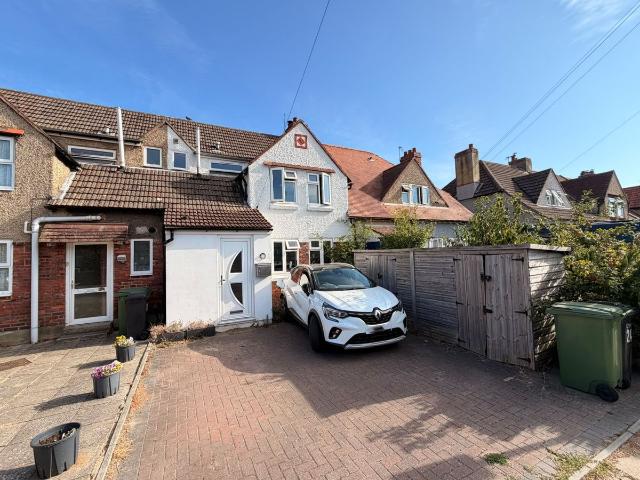 Cadnam Road, Eastney, Portsmouth PO4, 3 bed terraced house to rent, £1,650 pcm | PrimeLocation