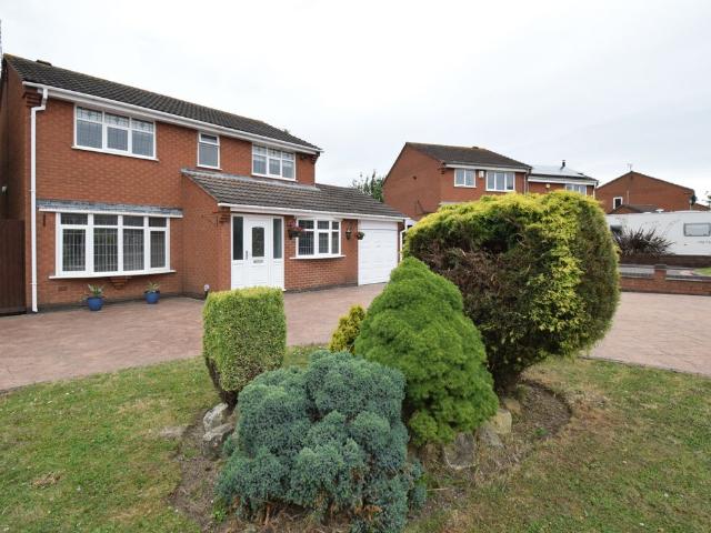 Cadogan Road, Dosthill B77, 4 bed detached house to rent, £1,650 pcm | PrimeLocation