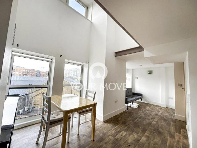 Cadogan Road, London SE18 2 bed flat to rent £2,100 pcm £485 pw