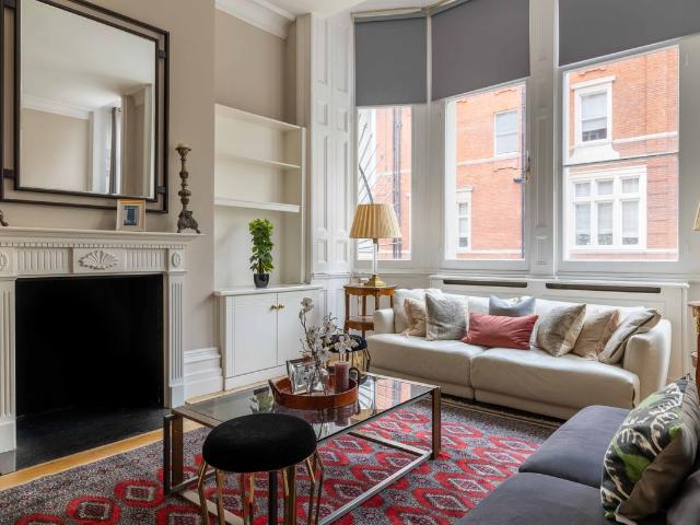 Cadogan Square, Knightsbridge, London SW1X, 2 bed flat to rent, £9,750 pcm | PrimeLocation