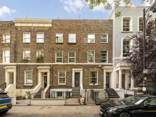Cadogan Terrace, London E9 2 bed flat to rent £3,000 pcm £692 pw