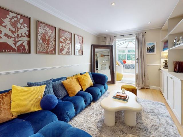 Cadogan Terrace, London E9, 2 bed link detached house to rent, £3,100 pcm | PrimeLocation