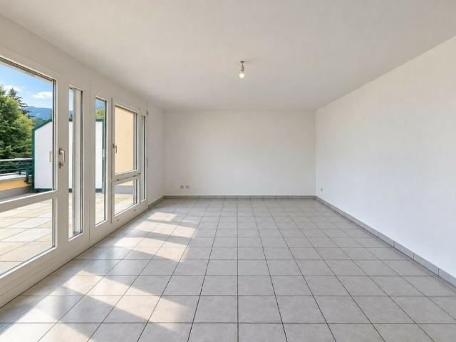 Cadre bucolique, large vue sans vis à vis, 3.5 pièces de 87 m2