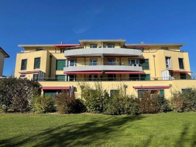 Cadre bucolique, large vue sans vis à vis, 3.5 pièces de 87 m2