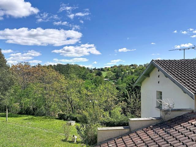 Cadre privilégié Charme des années 50 sur parc arboré d'exce. 118m² Castanet Tolosan