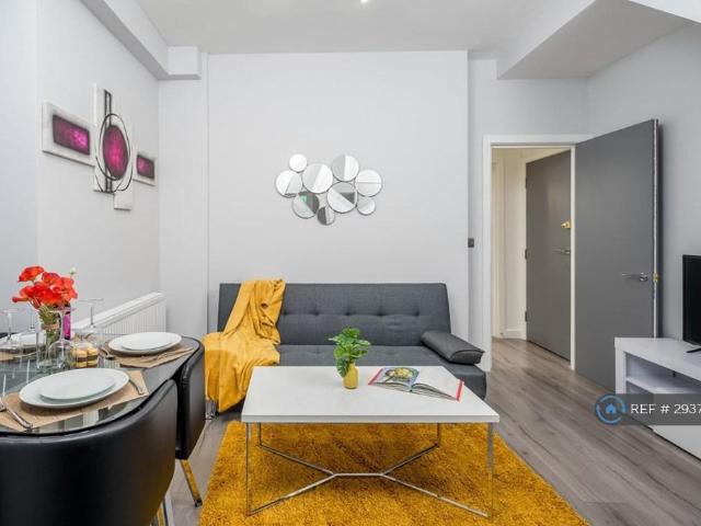 Caedmon Road, London, N7 2 bed flat to rent £2,350 pcm £542 pw