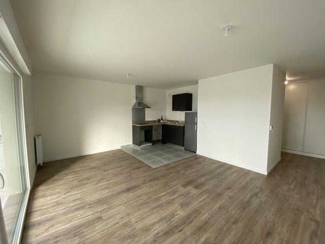 CAEN APPARTEMENT RECENT 66 M², Caen