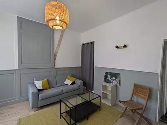 Caen 14000 Location appartement 1 pièce t1 au dernier étage