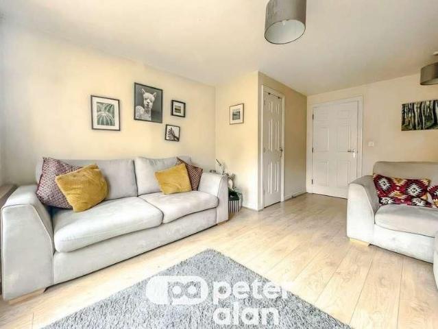 Caerphilly Road, Llanishen, CF14