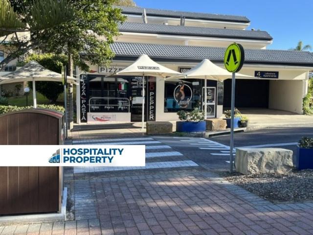CAFE BUSINESS with COMMERCIAL FREEHOLD FOR SALE