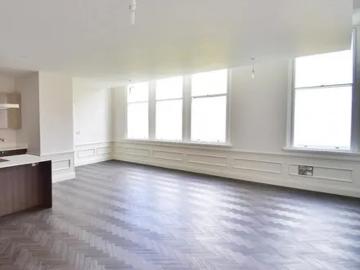Cafe Lucaya, Water Street, Pride Quarter, Liverpool, L2 8AA, United Kingdom | 2 bed apartment for rent #140225388 | Rentberry