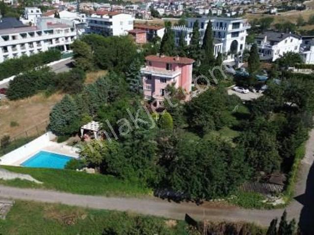 Cafe Restaurant Ana Okulu İçin Tam Müstakil Villa
