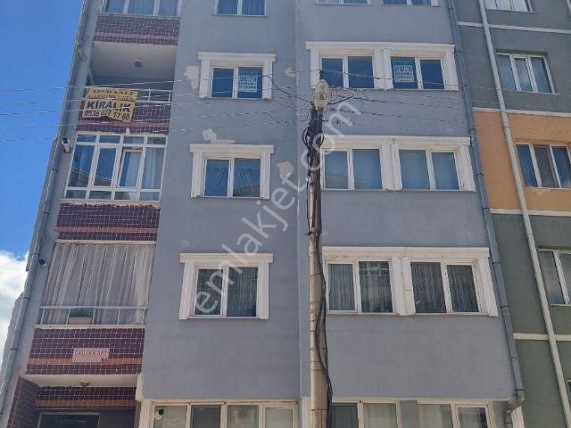 Cafe 346 Yakınında Ebeveyn Banyolu 4+1 Arakat Kiralık Daire