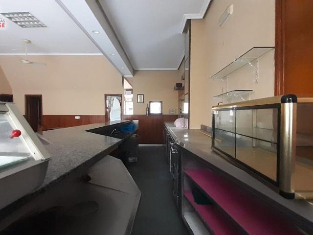 CAFETERÍA PARA EMPEZAR A TRABAJAR EN MARIÑAMANSA