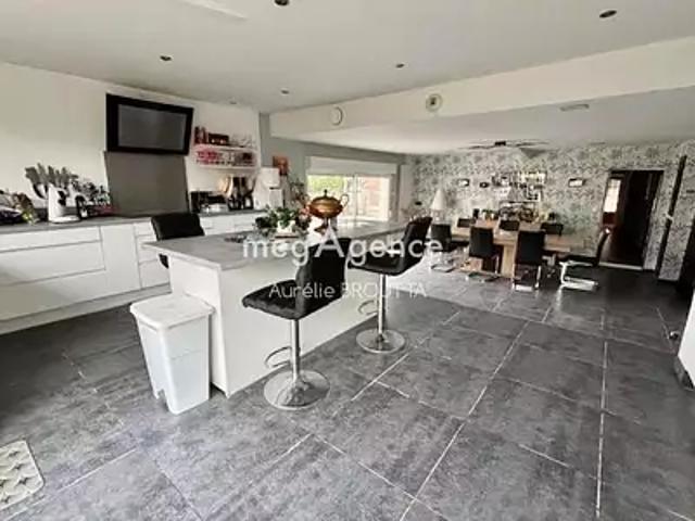 Caffiers 62132 Achat / Vente maison 8 pièces t8
