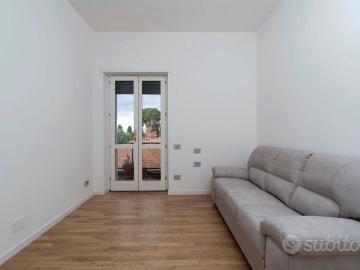 Cagliari Merello: Prestigioso Attico Panoramico