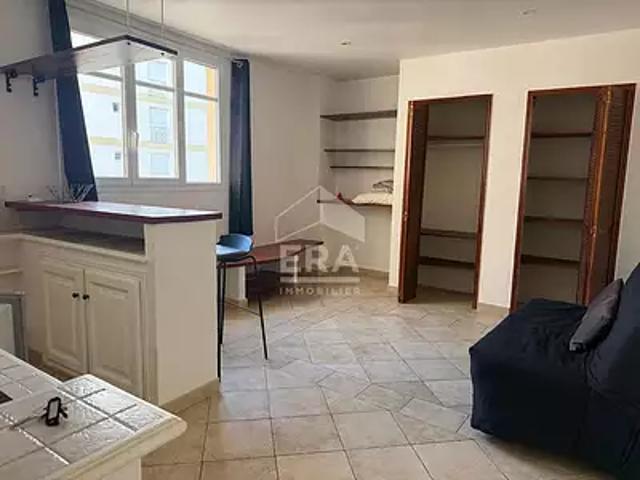 Cagnes sur Mer 06800 Achat / Vente appartement 1 pièce t1 au dernier étage cave