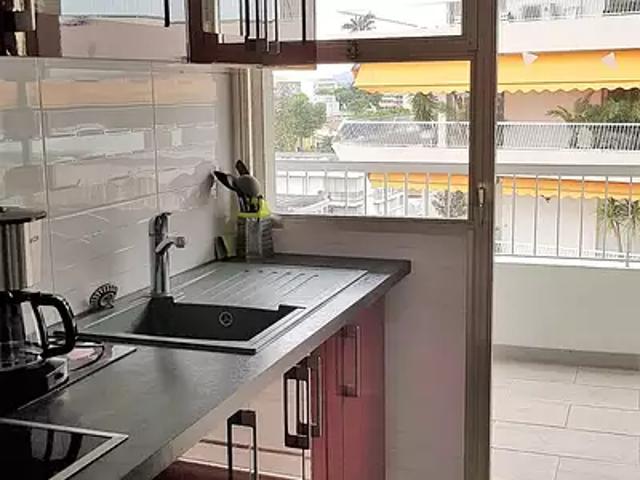 Cagnes sur Mer 06800 Location appartement 1 pièce t1 terrasse