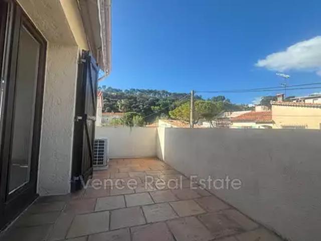 Cagnes sur Mer 06800 Location maison 4 pièces t4 parking