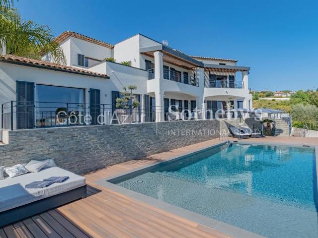 Cagnes Sur Mer, villa vue mer au sein d'un domaine privé, pi. 300m² Cagnes sur Mer