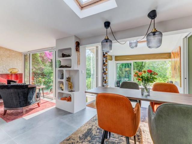 CAGNES SUR MER, Maison de charme 5 pièces