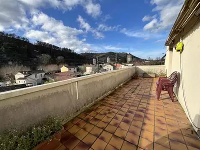 Cahors 46000 Achat / Vente appartement 3 pièces t3 au dernier étage parking