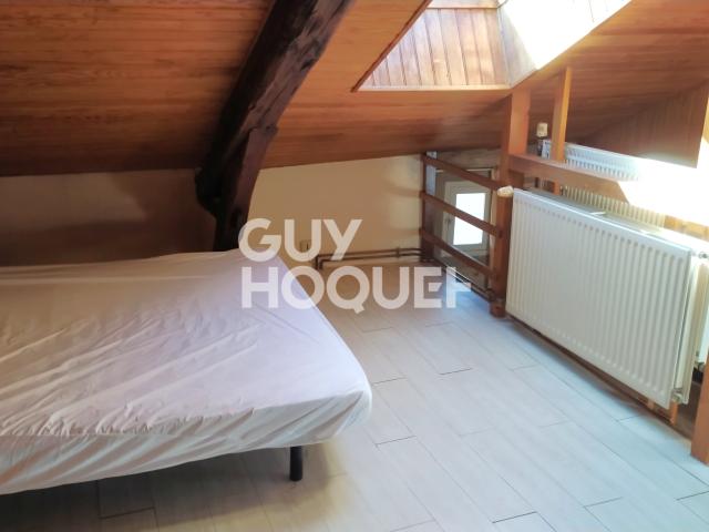 CAHORS, STUDIO MEUBLÉ
