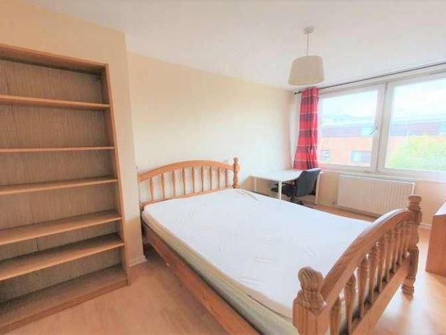 Caithness House, Kings Cross, N1