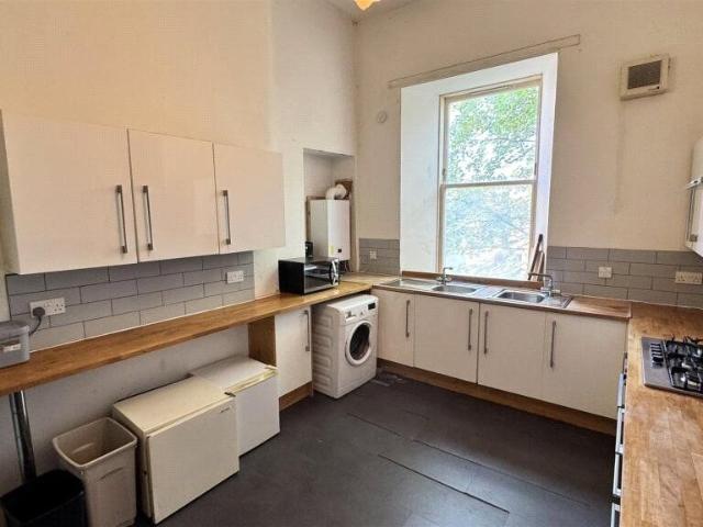 Caithness House, Twyford Street, London N1, 4 bed flat to rent, £4,000 pcm | PrimeLocation