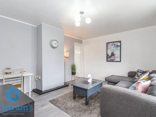 Caincross Road, Nottingham NG8, 3 bed semi detached house to rent, £1,200 pcm | PrimeLocation