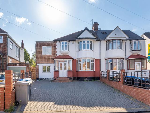 Cairnfield Avenue, Neasden, London NW2, 4 bed semi detached house to rent, £3,500 pcm | PrimeLocation