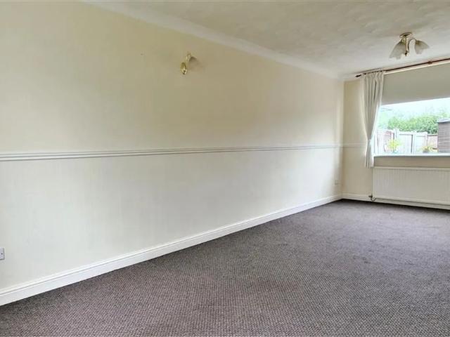 Cairns Crescent