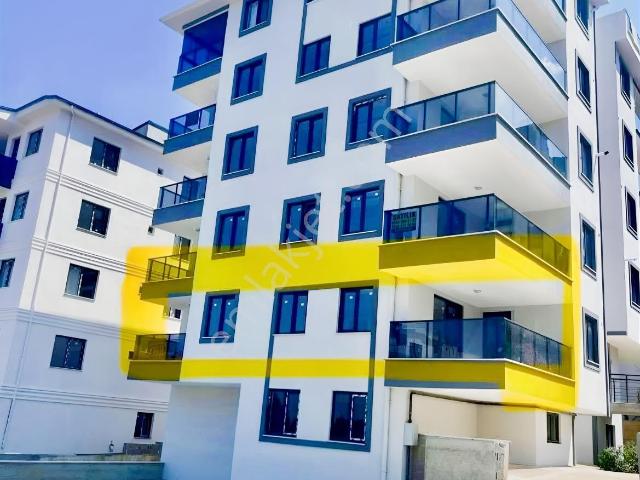 Cakmakda 150 M2 3+1 Ebebeyn Banyolu Ön Cephe Daire !