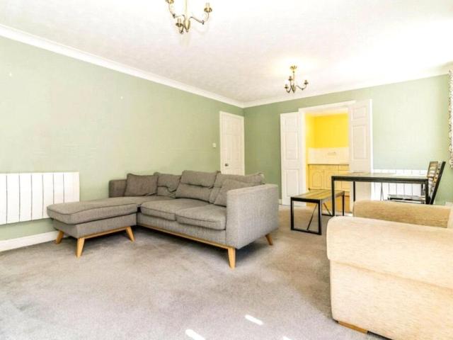 Calthorpe St, London WC1X, 3 bed flat to rent, £3,900 pcm | PrimeLocation