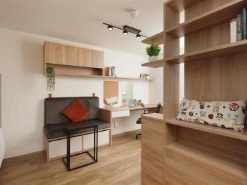 Calton Road, Edinburgh EH8 Studio to rent £1,668 pcm £385 pw