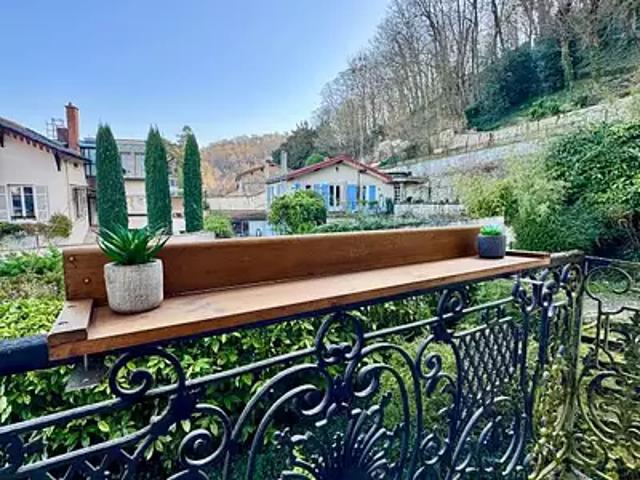 Caluire et Cuire 69300 Achat / Vente appartement 2 pièces t2 terrasse cave