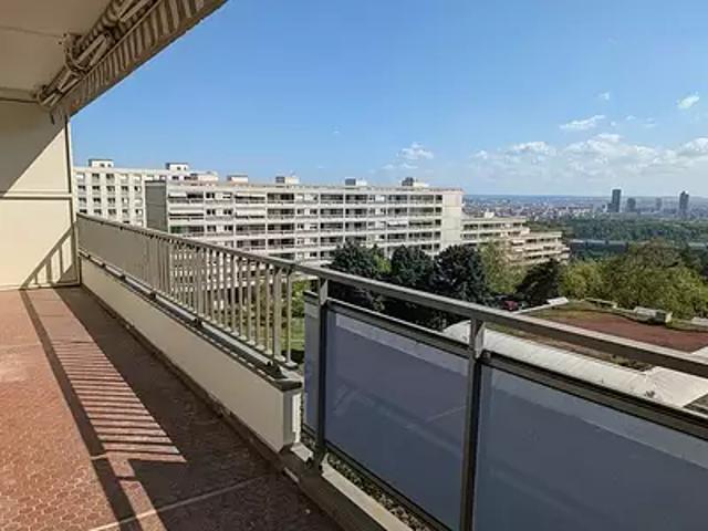Caluire et Cuire 69300 Achat / Vente appartement 5 pièces t5 au dernier étage